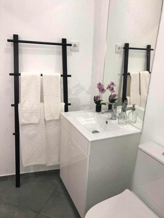 Visit Lisbon4fun - Alfama Appartement *
